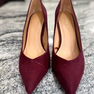 Zara Pointed Toe Red Suede Pumps, Size 39/7.5